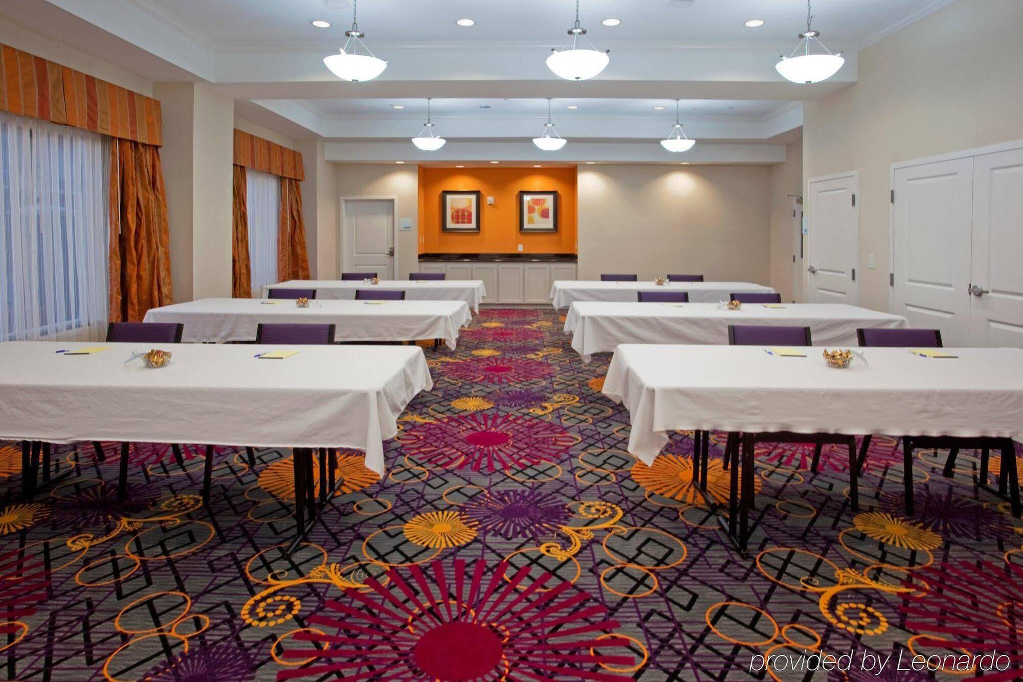 Holiday Inn Express Hotel & Suites Clute-Lake Jackson By Ihg Exterior foto